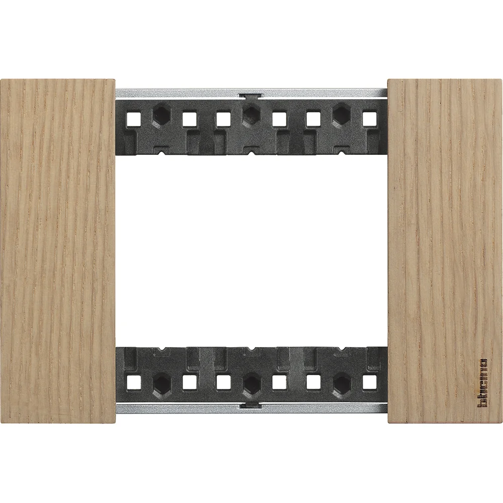 Bt LIVING NOW. Декоративная рамка 3 модуля.Цвет "Дуб"