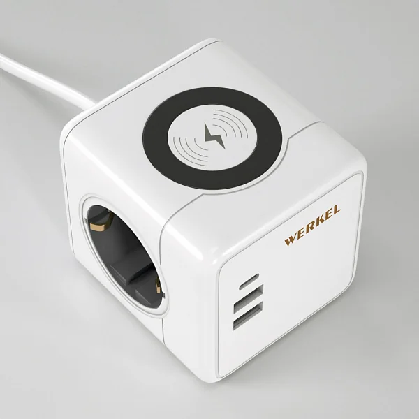 W6513501/ Розеточный блок 3-местный + 3 USB + беспроводная зарядка