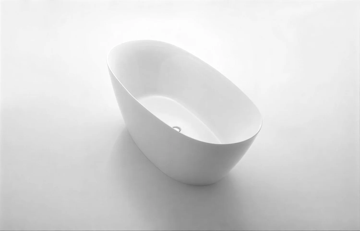 Акриловая ванна без перелива BELBAGNO BB77-1700-W0