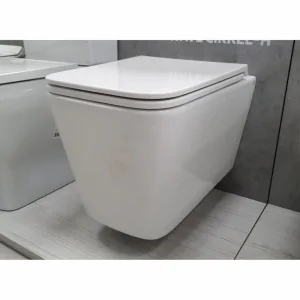 Унитаз подвесной безободковый, крышка с микролифтом FB002 DIAMOND Fubini