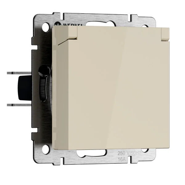 WL03-SKGSC-01-IP44-ivory / Розетка влагозащ. с зазем. с защит. крышкой и шторками  (слоновая кость)