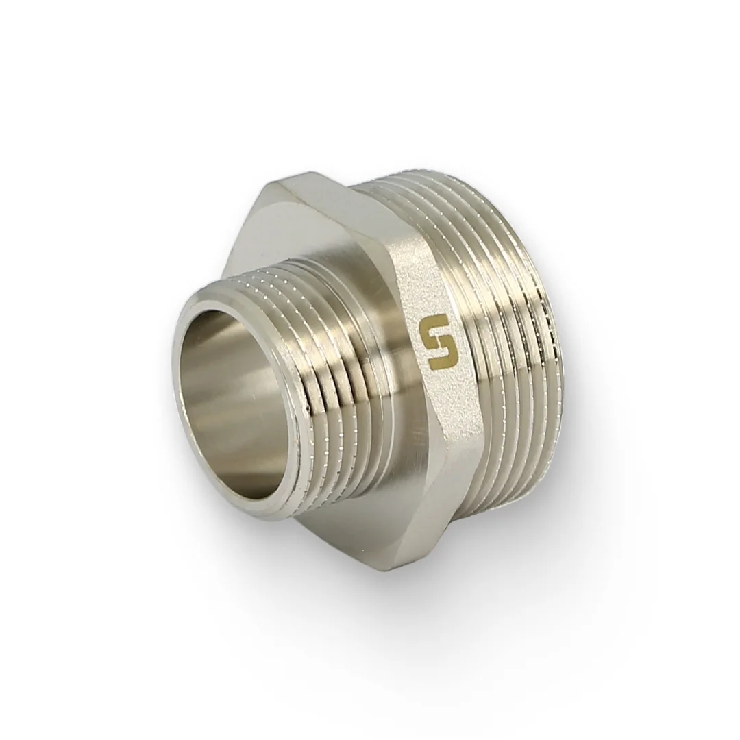 Ниппель 1 1/2" х 1", никелированный Uni-Fitt