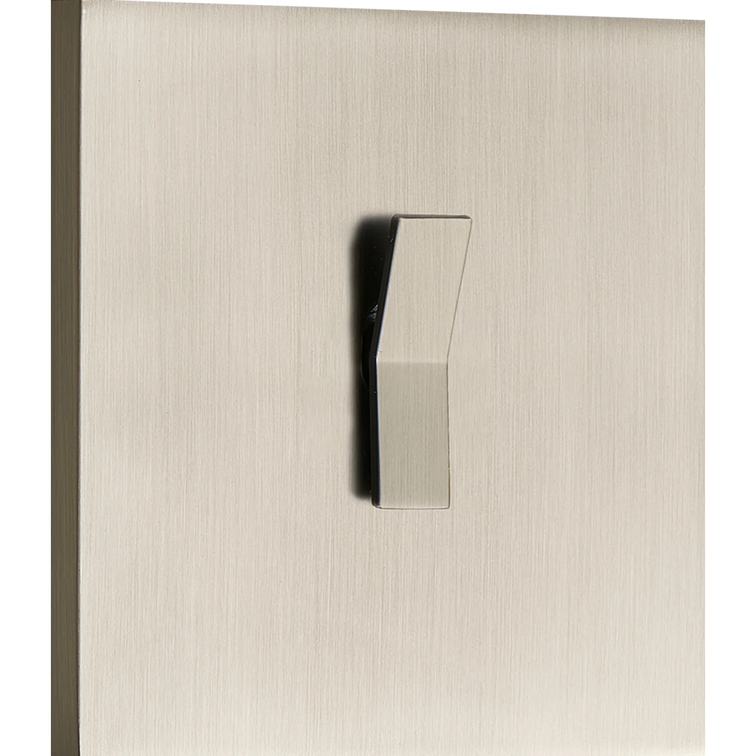 Donel N96 Переключатель на 1 тумблер, клавиша Angle, 10AX 250V, Никель, серия DT