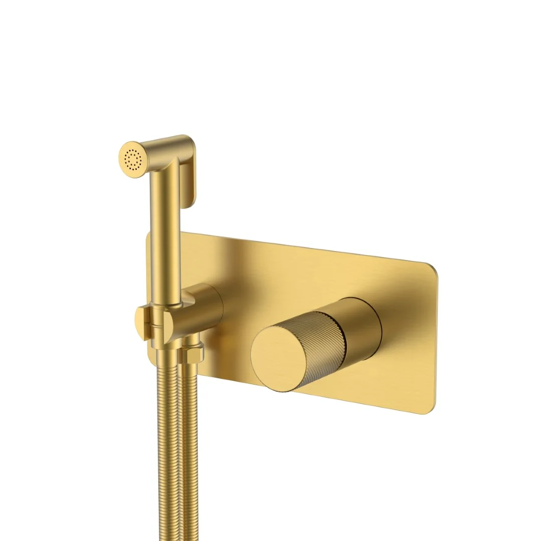 Boheme Смеситель гигиенический STICK MATT GOLD SPIRALE