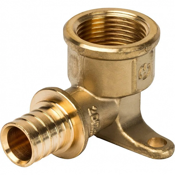 Угольник настенный с креплением 20х3/4" Stout