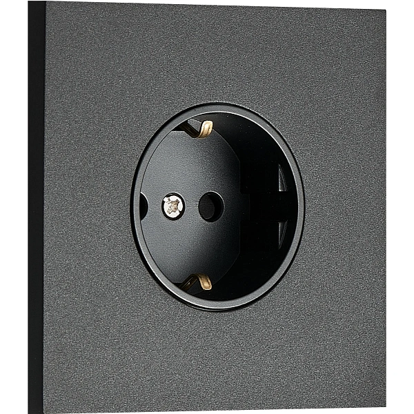 Donel N96  Розетка Schuko с заземлением, со шторками 16A 250 В~ , Черный, серия DT