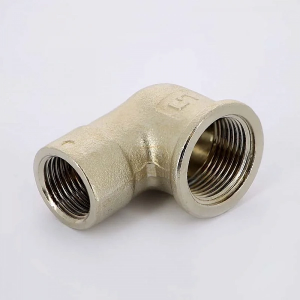 Угол ВВ 3/4' x 1/2' никелированный Uni-Fitt