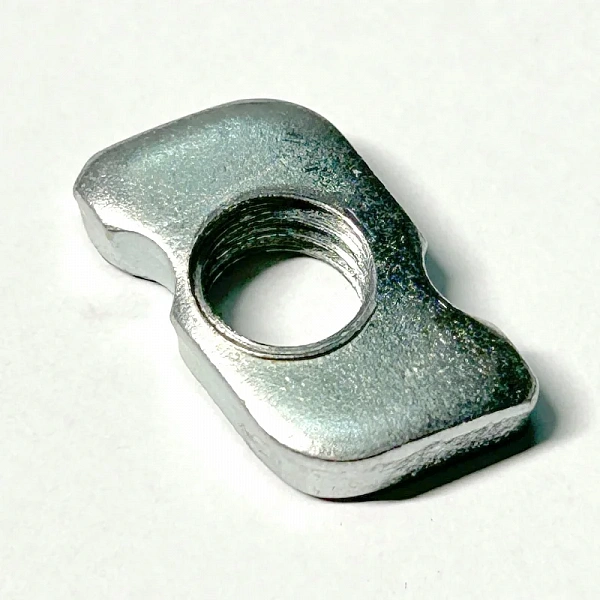 Гайка М10 фигурная Uni-Fitt