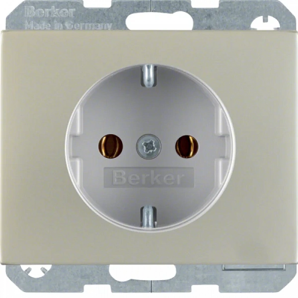 Штепсельная розетка SCHUKO цвет: нержавеющая сталь Berker K.5, шт