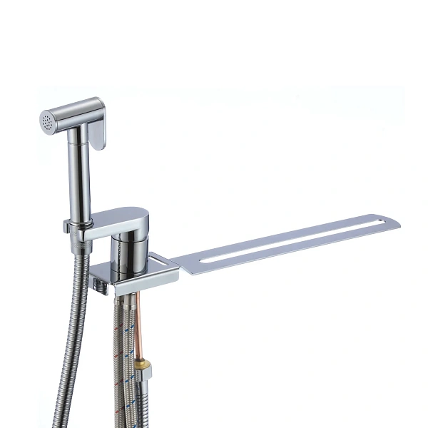 Смеситель D-lin D182204-A с гигиеническим душем установка на унитаз (латунь) черный