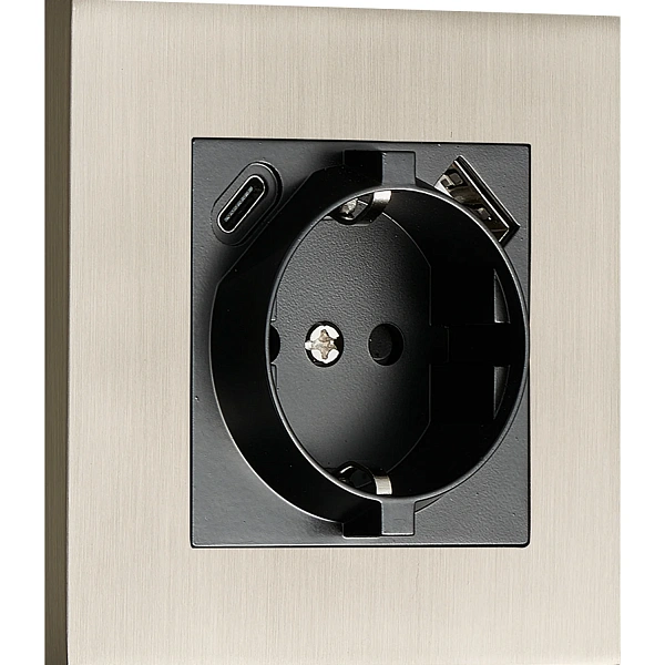 Donel N96 Розетка Schuko с зарядным устройством USB A+C, с защитными шторками, Никель, серия DT