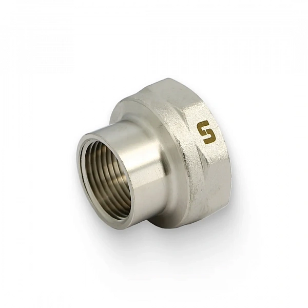 Муфта переходная 1 1/2" х 1", никелированная Uni-Fitt