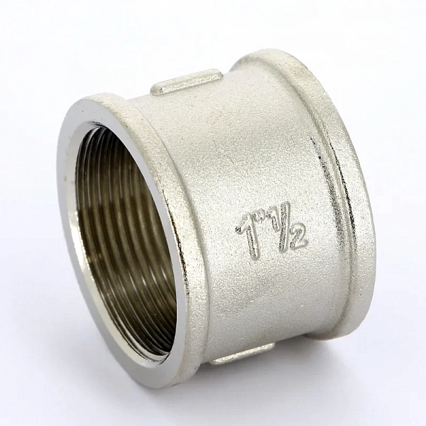 Муфта 1 1/2", никелированная Uni-Fitt